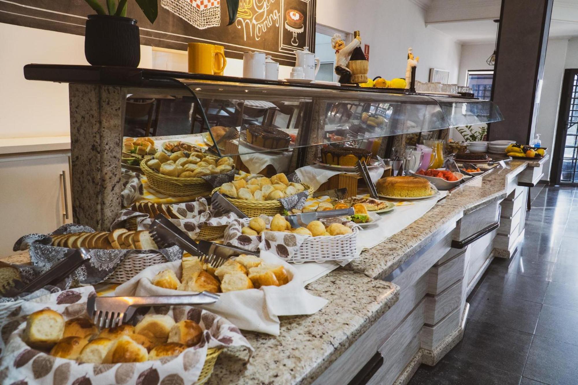 Hotel Casablanca Santa Bárbara dʼOeste Eksteriør bilde